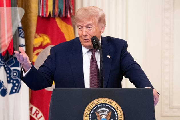 President Trump Awards Medals of Honor United States President Donald Trump gives remarks during a Medal of Honor award ceremony in the East Room of the White House in Washington, DC, USA, on Thursday, June 18, 2026. Credit: Aaron Schwartz Pool via CNP Washington District of Columbia United States  Copyright: xPool ABACAx