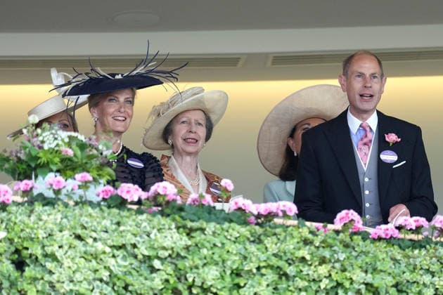 Royal Ascot Day Three Prince Edward, Duke of Edinburgh, Sophie, Duchess of Edinburgh, Princess Anne and Zara Tindall attend Day Three of Royal Ascot, at Ascot Racecourse, Ascot, Berkshire, UK, on the 18th June 2026. Picture by James Whatling Ascot Ascot Racecourse Berkshire United Kingdom  WHA-0829