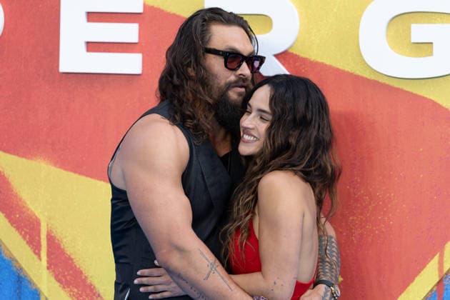 UK Sneak Peak Fan Event for SUPERGIRL in London - 18 Jun 2026 Jason Momoa and Adria Arjona attend the UK Sneak Peak Fan Event for SUPERGIRL at Cineworld. London United Kingdom Copyright: xPhilxLewisx xSOPAxImagesx JasonMomoaAdriaArjona-7003