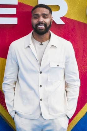 Jordan Banjo beim UK Sneak Peek Fan Event zum Kinofilm Supergirl im Cineworld Leicester Square. London, 18.06.2026 *** Jordan Banjo at the UK Sneak Peek Fan Event for the movie Supergirl at Cineworld Leicester Square in London, June 18, 2026,detected_source_language Foto:xJ.xEdwardsx xFuturexImagex supergirl_london_6610