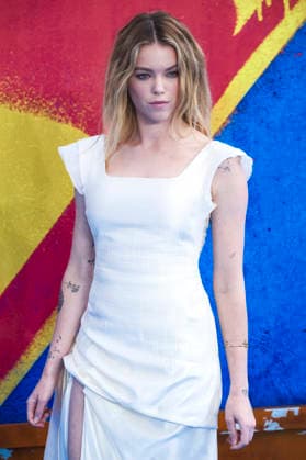 Milly Alcock beim UK Sneak Peek Fan Event zum Kinofilm Supergirl im Cineworld Leicester Square. London, 18.06.2026 *** Milly Alcock at the UK Sneak Peek Fan Event for the movie Supergirl at Cineworld Leicester Square in London, June 18, 2026,detected_source_language Foto:xJ.xEdwardsx xFuturexImagex supergirl_london_6677