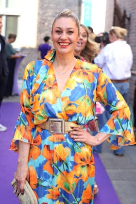 Ruth Moschner attends the German Entertainment Award ceremony on June 18, 2026, in Cologne, Germany Deutscher Entertainment Award in Cologne, Germany *** Ruth Moschner attends the German Entertainment Award ceremony on June 18, 2026, in Cologne, Germany German Entertainment Award in Cologne, Germany,detected_source_language