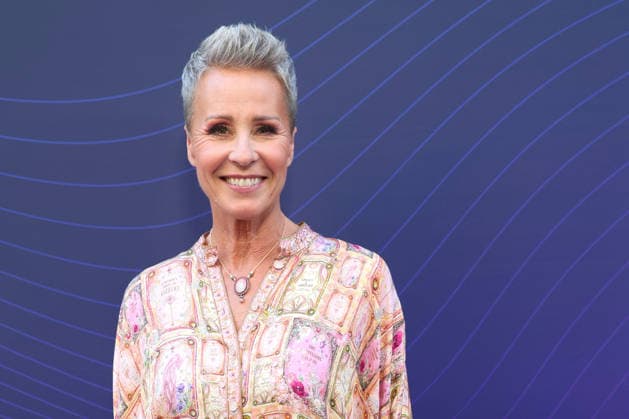 Sonja Zietlow attends the German Entertainment Award ceremony on June 18, 2026, in Cologne, Germany Deutscher Entertainment Award in Cologne, Germany *** Sonja Zietlow attends the German Entertainment Award ceremony on June 18, 2026, in Cologne, Germany German Entertainment Award in Cologne, Germany,detected_source_language