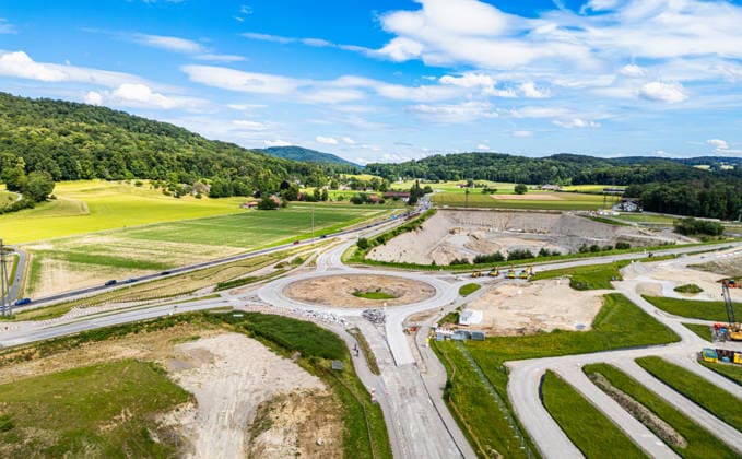 Drone footage of the major infrastructure construction site in G Glattfelden, Switzerland, 16th Jun 2024: Drone footage of the major construction site at the Chrüzstrasse roundabout. The expansion of Schaffhauserstrasse in the Zurich lowlands shows the current construction progress and the future traffic flow from above. *** Drone footage of the major infrastructure construction site in G Glattfelden, Switzerland, June 16, 2024. Drone footage of the major construction site at the Chrüzstrasse roundabout. The expansion of Schaffhauserstrasse in the Zurich lowlands shows the current construction progress and the future traffic flow from above.,detected_source_language Copyright: xAndreasxHaasx
