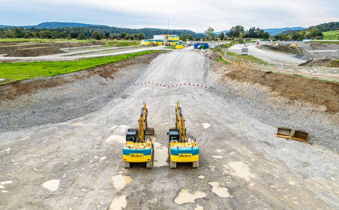 Drone footage of the major infrastructure construction site in G Glattfelden, Switzerland, 29th Sept 2024: Drone footage of the major construction site at the Chrüzstrasse roundabout. The expansion of Schaffhauserstrasse in the Zurich lowlands shows the current construction progress and the future traffic flow from above. *** Drone footage of the major infrastructure construction site in G Glattfelden, Switzerland, September 29, 2024. Drone footage of the major construction site at the Chrüzstrasse roundabout. The expansion of Schaffhauserstrasse in the Zurich lowlands shows the current construction progress and the future traffic flow from above.,detected_source_language Copyright: xAndreasxHaasx