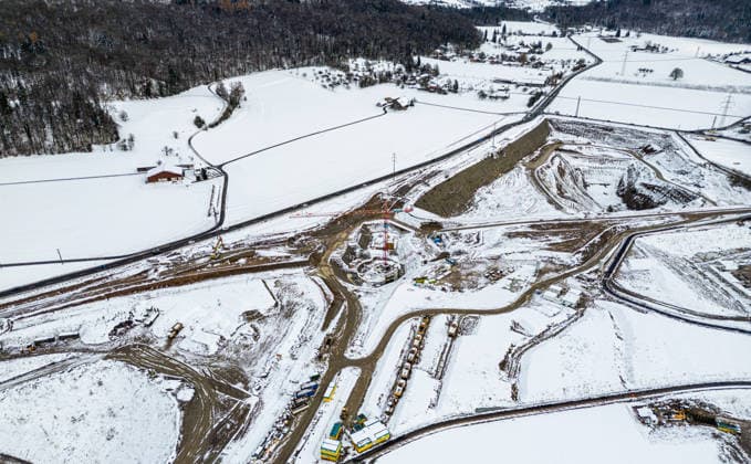Drone footage of the major infrastructure construction site in G Glattfelden, Switzerland, 23rd Nov 2024: Drone footage of the major construction site at the Chrüzstrasse roundabout. The expansion of Schaffhauserstrasse in the Zurich lowlands shows the current construction progress and the future traffic flow from above. *** Drone footage of the major infrastructure construction site in G Glattfelden, Switzerland, November 23, 2024. Drone footage of the major construction site at the Chrüzstrasse roundabout. The expansion of Schaffhauserstrasse in the Zurich lowlands shows the current construction progress and the future traffic flow from above.,detected_source_language Copyright: xAndreasxHaasx