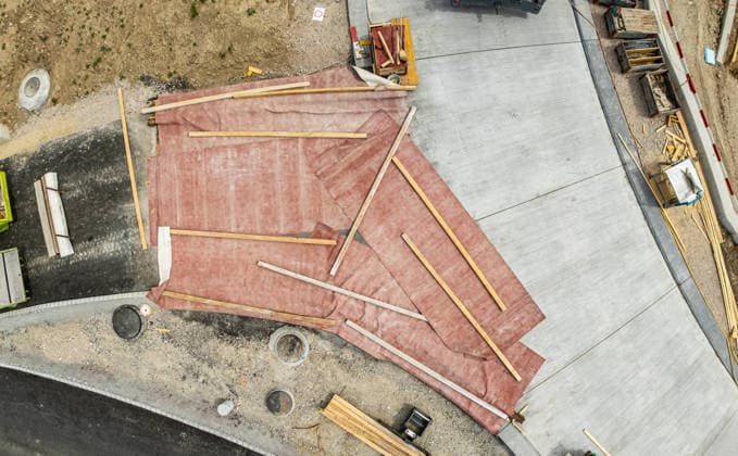 Drone footage of the major infrastructure construction site in G Glattfelden, Switzerland, 3rd May 2026: Drone footage of the major construction site at the Chrüzstrasse roundabout. The expansion of Schaffhauserstrasse in the Zurich lowlands shows the current construction progress and the future traffic flow from above. *** Drone footage of the major infrastructure construction site in G Glattfelden, Switzerland, May 3, 2026. Drone footage of the major construction site at the Chrüzstrasse roundabout. The expansion of Schaffhauserstrasse in the Zurich lowlands shows the current construction progress and the future traffic flow from above.,detected_source_language Copyright: xAndreasxHaasx