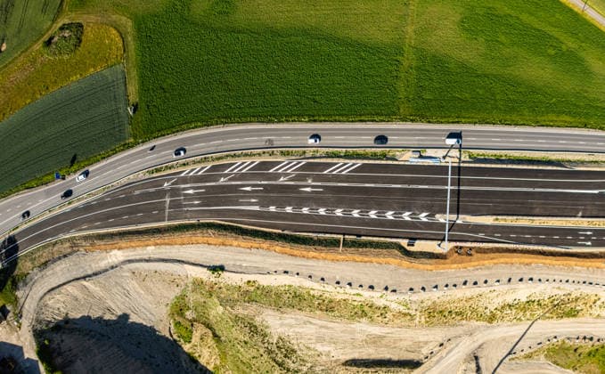 Drone footage of the major infrastructure construction site in G Glattfelden, Switzerland, 7th Jun 2025: Drone footage of the major construction site at the Chrüzstrasse roundabout. The expansion of Schaffhauserstrasse in the Zurich lowlands shows the current construction progress and the future traffic flow from above. *** Drone footage of the major infrastructure construction site in G Glattfelden, Switzerland, June 7, 2025. Drone footage of the major construction site at the Chrüzstrasse roundabout. The expansion of Schaffhauserstrasse in the Zurich lowlands shows the current construction progress and the future traffic flow from above.,detected_source_language Copyright: xAndreasxHaasx