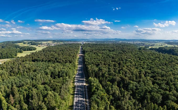 Drone footage of the major infrastructure construction site in G Glattfelden, Switzerland, 7th Jun 2025: Drone footage of the major construction site at the Chrüzstrasse roundabout. The expansion of Schaffhauserstrasse in the Zurich lowlands shows the current construction progress and the future traffic flow from above. *** Drone footage of the major infrastructure construction site in G Glattfelden, Switzerland, June 7, 2025. Drone footage of the major construction site at the Chrüzstrasse roundabout. The expansion of Schaffhauserstrasse in the Zurich lowlands shows the current construction progress and the future traffic flow from above.,detected_source_language Copyright: xAndreasxHaasx