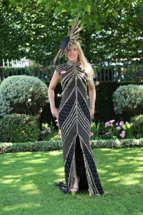 . 19 06 2026. London, United Kingdom. Racegoers arriving on day four of Royal Ascot, United Kingdom.  xStephenxLockx xi-Imagesx IIM-26840-0001