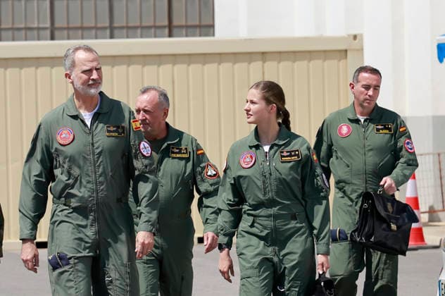 Princess Leonors training flight with her father, Felipe VI, at the General Academy of Air and Space Princess Leonors training flight with her father, Felipe VI, at the General Academy of Air and Space, on June 18, 2026, in San Javier, Murcia ARMED FORCES PRINCESS LEONOR FELIPE VI AIRPLANE FLIGHT JUNE 19, 2026 Office of His Majesty the King June 19, 2026 San Javier, Murcia San Javier, Murcia Spain,detected_source_language  Copyright: xCasaxdexS.M.xelxReyx 7607897