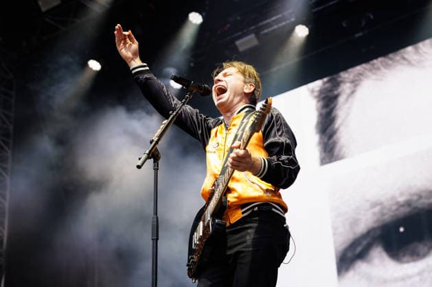 Franz Ferdinand live at OverOslo 2026 Oslo, Norway. 17th, June 2026. The Scottish rock band Franz Ferdinand performs a live concert during the Norwegian music festival OverOslo 2026 in Oslo. Here singer and guitarist Alex Kapranos is seen live on stage. Norway, Oslo  Copyright: xGonzalesxPhoto KetilxMartinsenx