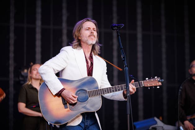 Espen Lind live at OverOslo 2026 Oslo, Norway. 18th, June 2026. The Norwegian singer and songwriter Espen Lund performs a live concert during the Norwegian music festival OverOslo 2026 in Oslo. Norway, Oslo  Copyright: xGonzalesxPhoto KetilxMartinsenx