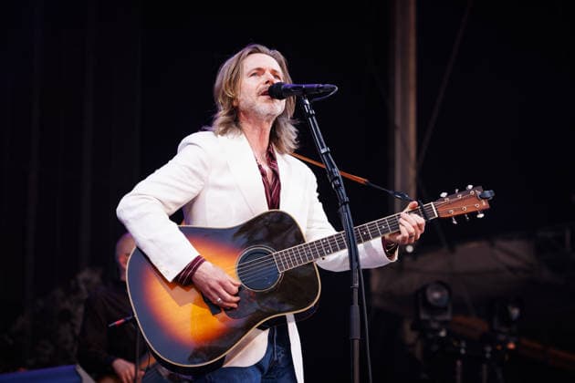 Espen Lind live at OverOslo 2026 Oslo, Norway. 18th, June 2026. The Norwegian singer and songwriter Espen Lund performs a live concert during the Norwegian music festival OverOslo 2026 in Oslo. Norway, Oslo  Copyright: xGonzalesxPhoto KetilxMartinsenx