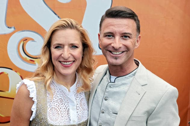 ORF Wenn die Musi spielt . Sängerin Stefanie Hertel und Moderator Marco Ventre während Proben zum Musik Open Air Wenn die Musi spielt am 19.06.2026 in Bad Kleinkirchheim. 20260619SBK0034 *** ORF Wenn die Musi spielt