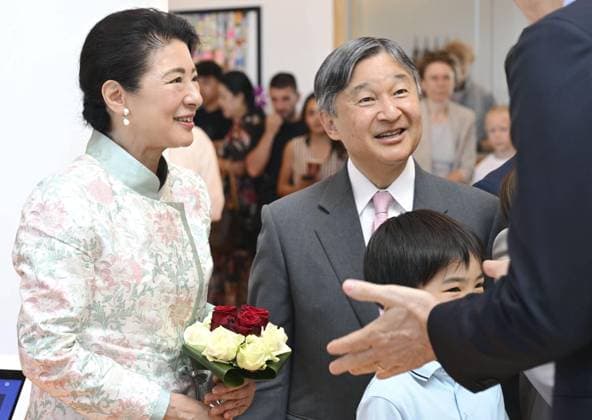 Japan s imperial couple visit children s cancer hospital in Utrecht Japan s Emperor Naruhito and Empress Masako are greeted upon arriving at a hospital for child cancer patients in Utrecht, the Netherlands, on June 19, 2026. (Pool photo)  A14AA0005619472P