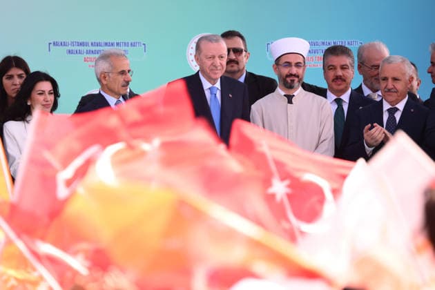 Turkish President Recep Tayyip Erdogan ISTANBUL, TURKIYE - JUNE 19: Turkish President Recep Tayyip Erdogan (C) speaks during the Opening Ceremony of Halkali-Istanbul Airport Metro Line at the Kayasehir Metro Station, in Istanbul, Turkiye, on June 19, 2026. Turkish Minister of Transport Abdulkadir Uraloglu (2nd R) also attended the ceremony. Arif Hudaverdi Yaman Anadolu Istanbul Turkey. Editorial use only. Please get in touch for any other usage.  Copyright: x2026xAnadoluxArifxHudaverdixYamanx