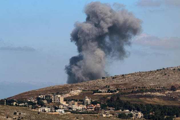 June 19, 2026, Nabatieh Al-Fawqa, Nabatieh Al-Fawqa, Lebanon: Smoke billows from an Israeli air strike in the southern Lebanese village of Nabatieh al-Fawqa. Israeli heavy air strikes that left 47 people killed, the country s health ministry has said - while the Israeli military says four of its soldiers were also killed. Scores of Lebanese who returned to their villages early this week again fled the south to safer areas. The heavy attacks come a day after the US and Iran signed a deal aimed at ending the conflict in the Middle East, including a permanent cessation of hostilities in Lebanon. Nabatieh Al-Fawqa Lebanon - ZUMAn313 20260619_zip_n313_019 Copyright: xMarwanxNaamanix