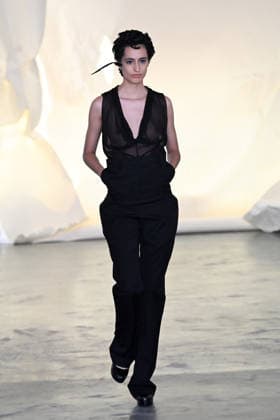 IPA85857190 - Milan, Milan Men™s Fashion Week Spring Summer 2027 - Men™s Fashion, Spring Summer 2027 - Martin Qad fashion show - pictured on the runway: Model  Copyright: xSimonaxChiocciax xSimonaxChiocciax 85857190