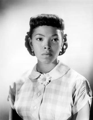 Olga James, Head and Shoulders Publicity Portrait for the Film, Carmen Jones , 20th Century-Fox, 1954  Copyright: xABxArchivesx jtv013318