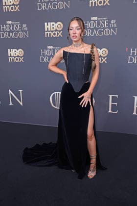 Mariattma Jadie bei der Premiere von HOUSE OF THE DRAGON Staffel 3 im Kino International in Berlin am 19.06.2026 *** Mariattma Jadie at the premiere of House of the Dragon Season 3 at the Kino International in Berlin on June 19, 2026 ,detected_source_language
