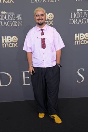Aziz Kazama bei der Premiere von HOUSE OF THE DRAGON Staffel 3 im Kino International in Berlin am 19.06.2026 *** Aziz Kazama at the premiere of House of the Dragon Season 3 at the Kino International in Berlin on June 19, 2026 ,detected_source_language