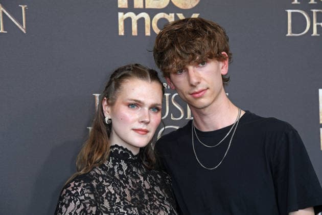 Lucy Hellenbrecht mit Freund Finn bei der Premiere von HOUSE OF THE DRAGON Staffel 3 im Kino International in Berlin am 19.06.2026 *** Lucy Hellenbrecht with her boyfriend Finn at the premiere of House of the Dragon Season 3 at the Kino International in Berlin on June 19, 2026 ,detected_source_language