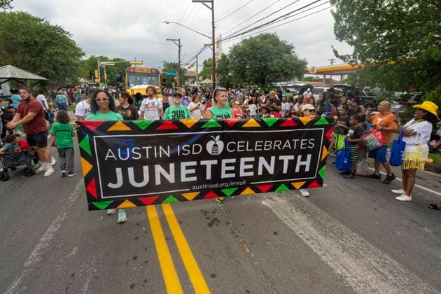 June 19, 2026, Austin, Tx, USA: Texans in Travis County celebrate the Juneteenth federal holiday June 19th, 2026 with a parade in east Austin drawing thousands of participants and spectators to a celebration with deep Texas roots. Juneteenth commemorates the end of slavery in the U.S. when Union troops arrived in Galveston, Texas on June 19, 1865 to announce the end of the Civil War. Austin USA - ZUMAd150 20260619_znp_d150_008 Copyright: xBobxDaemmrichx