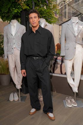 IPA85865413 - Milan, Milan Men™s Fashion Week Spring Summer 2027 - Men™s Fashion, Spring Summer 2027 - Brunello Cuccinelli Show - Arrivals In the photo: Guest  Copyright: xRiccardoxGIordanox xRiccardoxGiordanox 85865413