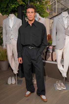IPA85865435 - Milan, Milan Men™s Fashion Week Spring Summer 2027 - Men™s Fashion, Spring Summer 2027 - Brunello Cuccinelli Show - Arrivals In the photo: Guest  Copyright: xRiccardoxGIordanox xRiccardoxGiordanox 85865435