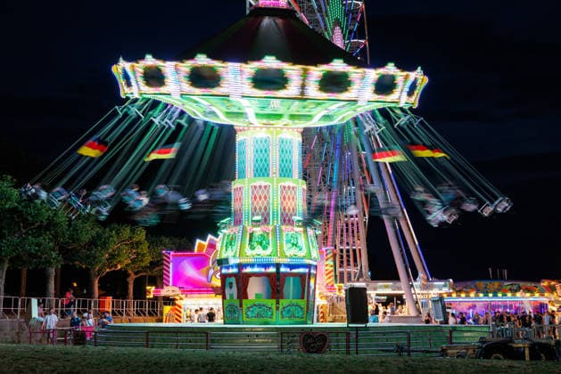 Johannisnacht, Mainz, 19.06.2026 Riesenrad und Kettenkarussell Impressionen von der Mainzer Johannisnacht in der Mainzer Innenstadt, Aktuelles Zeitgeschehen, Rheinland-Pfalz, Mainzer Johannisnacht in Mainz am 19.06.2026 Mainz Innenstadt Rheinland-Pfalz Deutschland *** St. Johns Night, Mainz, June 19, 2026 Copyright: xStephanxHahnex