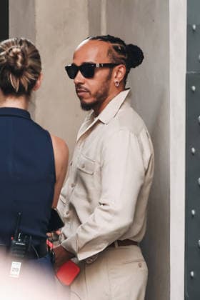 IPA85867455 - Milan, Milan Fashion Week Menswear Spring Summer 2027 - Men s Fashion, Spring Summer 2027 - Ralph Lauren Fashion Show, June 19, 2026 - Guests arriving. Pictured: Lewis Hamilton (Ferrari F1 driver)  Copyright: xAlessandroxBremecx xx 85867455