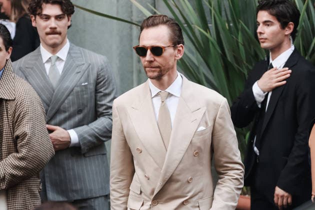 IPA85867434 - Milan, Milan Fashion Week Menswear Spring Summer 2027 - Men s Fashion, Spring Summer 2027 - Ralph Lauren Fashion Show, June 19, 2026 - Guests arrive. Pictured: Tom Hiddleston (British actor)  Copyright: xAlessandroxBremecx xx 85867434