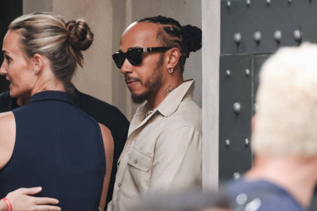 IPA85867456 - Milan, Milan Fashion Week Menswear Spring Summer 2027 - Men s Fashion, Spring Summer 2027 - Ralph Lauren Fashion Show, June 19, 2026 - Guests arriving. Pictured: Lewis Hamilton (Ferrari F1 driver)  Copyright: xAlessandroxBremecx xx 85867456