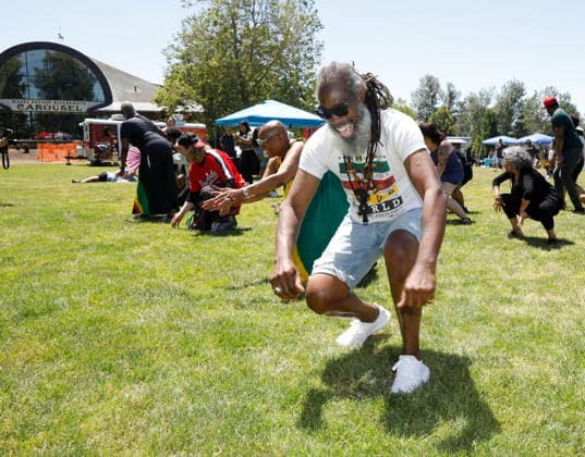 June 19, 2026, Salem, Oregon, USA: Samuel Madison dances with others as music plays during the Juneteenth celebration at Riverfront Park, in Salem, Ore., on Friday June 19, 2026. The event to June 19, 1865, The event recognizes the day when Major General Gordon Granger ordered the final enforcement of the Emancipation Proclamation in Texas at the end of the American Civil War. Salem USA - ZUMAg275 20260619_znp_g275_003 Copyright: xTimothyxJ.xGonzalezx