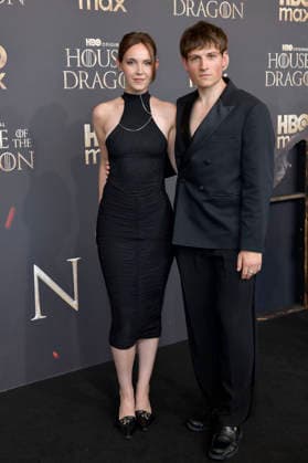 Ina Hout und Moritz Bäckerling bei der Premiere der 3. Staffel der Sky Now Serie House of the Dragon im Kino International. Berlin, 19.06.2026 *** Ina Hout and Moritz Bäckerling at the premiere of Season 3 of the Sky Now series House of the Dragon at Kino International in Berlin, June 19, 2026,detected_source_language Foto:xM.xBehrensx xFuturexImagex dragon_berlin_6628