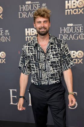 Dominik Stuckmann bei der Premiere der 3. Staffel der Sky Now Serie House of the Dragon im Kino International. Berlin, 19.06.2026 *** Dominik Stuckmann at the premiere of Season 3 of the Sky Now series House of the Dragon at Kino International in Berlin, June 19, 2026,detected_source_language Foto:xM.xBehrensx xFuturexImagex dragon_berlin_6623