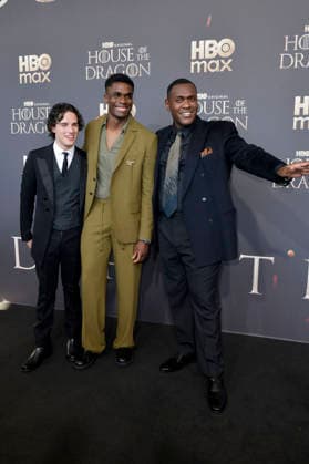 Harry Collett, Clinton Liberty und Abubakar Salim bei der Premiere der 3. Staffel der Sky Now Serie House of the Dragon im Kino International. Berlin, 19.06.2026 *** Harry Collett, Clinton Liberty, and Abubakar Salim at the premiere of Season 3 of the Sky Now series House of the Dragon at Kino International in Berlin, June 19, 2026,detected_source_language Foto:xM.xBehrensx xFuturexImagex dragon_berlin_6662