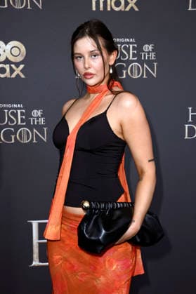 Emma Aka Emski bei der Premiere der 3. Staffel der Sky Now Serie House of the Dragon im Kino International. Berlin, 19.06.2026 *** Emma, aka Emski, at the premiere of Season 3 of the Sky Now series House of the Dragon at Kino International in Berlin, June 19, 2026,detected_source_language Foto:xN.xKubelkax xFuturexImagex dragon_berlin_6706
