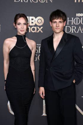 Ina Hout und Moritz Bäckerling bei der Premiere der 3. Staffel der Sky Now Serie House of the Dragon im Kino International. Berlin, 19.06.2026 *** Ina Hout and Moritz Bäckerling at the premiere of Season 3 of the Sky Now series House of the Dragon at Kino International in Berlin, June 19, 2026,detected_source_language Foto:xN.xKubelkax xFuturexImagex dragon_berlin_6710