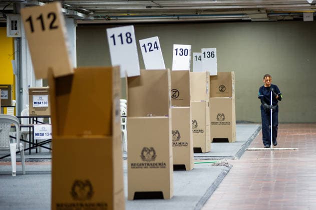 June 19, 2026, Bogota, Bogota D.C, Colombia: Colombia s biggest voting place is prepared prior to the 2026 runoff of the presidential elections on June 19, 2026 in Bogota, Colombia. Colombians vote on june 21, 2026 between a hard-right lawyer that faces against a left-wing senator. Bogota Colombia - ZUMAvp1_ 20260619_zia_vp1_006 Copyright: xSebastianxBarrosx