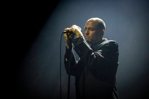 Orlando Weeks at Meltdown Festival 19_06_2026 Ex frontman of the chart-topping band The Maccabees, Orlando Weeks performs at Queen Elizabeth Hall, London on 19th June 2026 as part of Meltdown Festival curated by Harry Styles., Credit:Zoran Veselinovic B4859 Avalon UK, London, Queen Elizabeth Hall  Copyright: xZoranxVeselinovicx xB4859x xAvalonx 1111314610