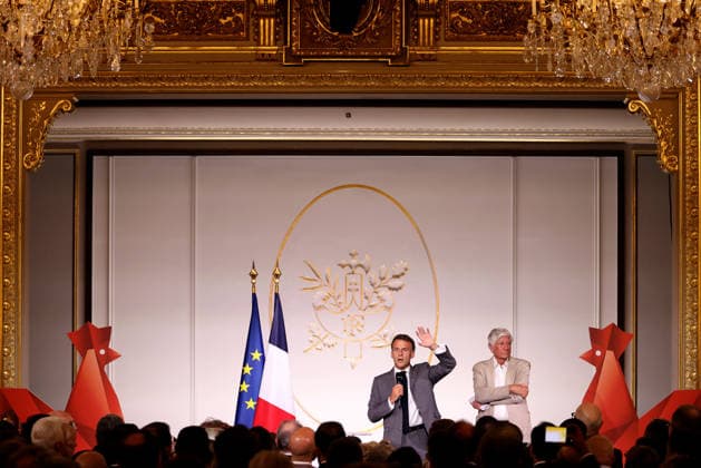 French President Emmanuel Macron delivers a speech as he welcomes several hundred French, European, and international members of the technology community to celebrate the tenth anniversary of the VivaTech technology innovation fair at the Élysée Palace in Paris on June 19, 2026. Stéphane Lemouton, Pool Bestimage, Paris, France,detected_source_language  Copyright: xStÃ phanexLemoutonx xPoolx xBestimagexStÃ phanexLemoutonx xPoolx xBestimagex