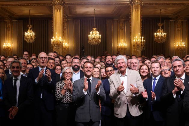 French Minister of the Economy Roland Lescure, French Minister of the Armed Forces Catherine Vautrin, French President Emmanuel Macron, and Maurice Levy, co-founder of VivaTech, pose for a photo after Macron’s speech during an event celebrating the tenth anniversary of the VivaTech technology and startup fair, at a reception with French, European, and international tech stakeholders at the Élysée Palace in Paris on June 19, 2026. Stéphane Lemouton, Pool Bestimage, Paris, France,detected_source_language  Copyright: xStÃ phanexLemoutonx xPoolx xBestimagexStÃ phanexLemoutonx xPoolx xBestimagex