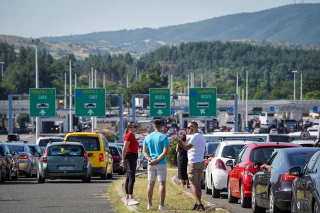 Schengen Entry Exit System North Macedonia and Greece border GEVGELIJA, NORTH MACEDONIA - JUNE 20: A view of the kilometer-long queues of vehicles heading toward Greece at the Evzoni border crossing in Gevgelija, North Macedonia on June 20, 2026. Travelers face hours-long delays amid heavy summer traffic and the implementation of the new Schengen Entry Exit System (EES), which requires the collection of biometric data from passengers. Nake Batev Anadolu Gevgelija North Macedonia. Editorial use only. Please get in touch for any other usage.  Copyright: x2026xAnadoluxNakexBatevx