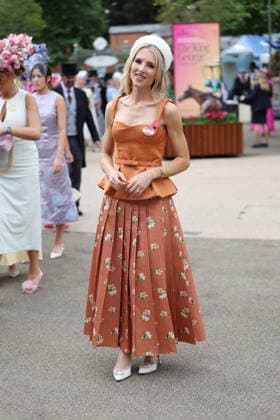 . 20 06 2026. Ascot , United Kingdom. Racegoers arriving for the final day of Royal Ascot, United Kingdom.  xStephenxLockx xi-Imagesx IIM-26841-0037