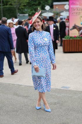 . 20 06 2026. Ascot , United Kingdom. Racegoers arriving for the final day of Royal Ascot, United Kingdom.  xStephenxLockx xi-Imagesx IIM-26841-0046