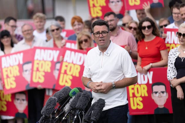 Andy Burnham MP Makerfield By Election Andy Burnham MP speaks to the media at Ashton Town FC after becoming MP for Makerfield following a by-election in Ashton in Makerfield, Greater Manchester. 19th June 2026.  Copyright: xJamesxSpeakmanx NINTCHDBPICT001089549323