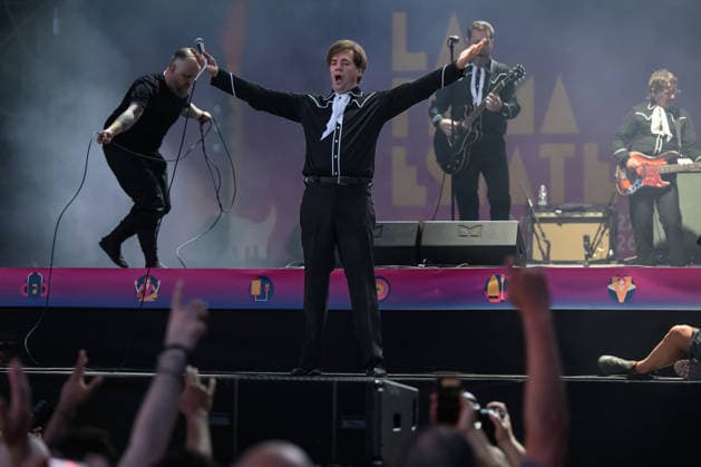 June 19, 2026, Lido Di Camaiore, Lucca, Italia: The Hives performing at the La Prima Estate 2026 concert in Bussola Domani Park, Lido di Camaiore, June 19, 2026. Lido Di Camaiore Italia  - ZUMAa289 20260619_zia_a289_180 Copyright: xStefanoxDallexLuchex xAgfx