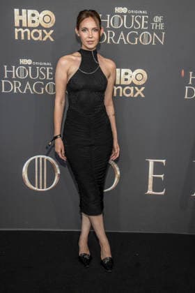 ABB HBO- Ina Hout zu Gast auf dem schwarzen Teppich bei der Deutschland Premiere zur dritten Staffel der HBO Original Serie House of the Dragon im Kino International am 19.06.2026 in Berlin Berlin Deutschland *** ABB HBOs Ina Hout walks the red carpet at the German premiere of the third season of the HBO Original series House of the Dragon at Kino International on June 19, 2026, in Berlin, Germany,detected_source_language